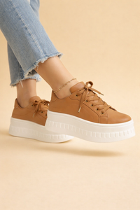 Lynette | Platform Lace-Up Sneakers